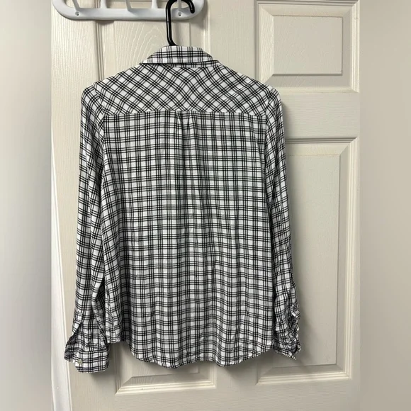 Universal Thread Top - Picture 2 of 9